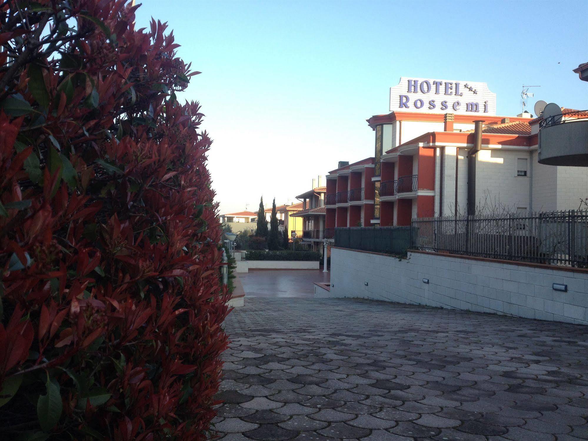 Hotel Ristorante Rossemi San Giovanni Rotondo Exterior foto