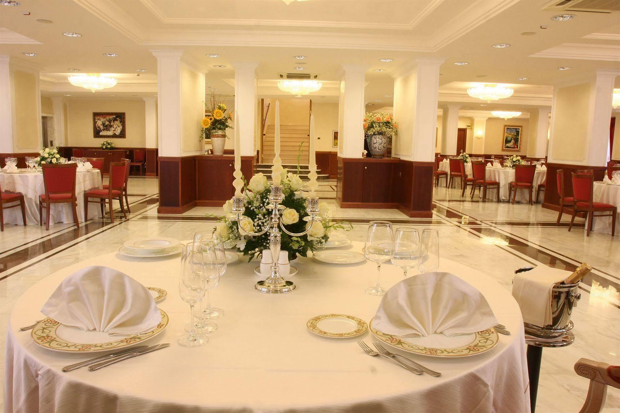 Hotel Ristorante Rossemi San Giovanni Rotondo Exterior foto